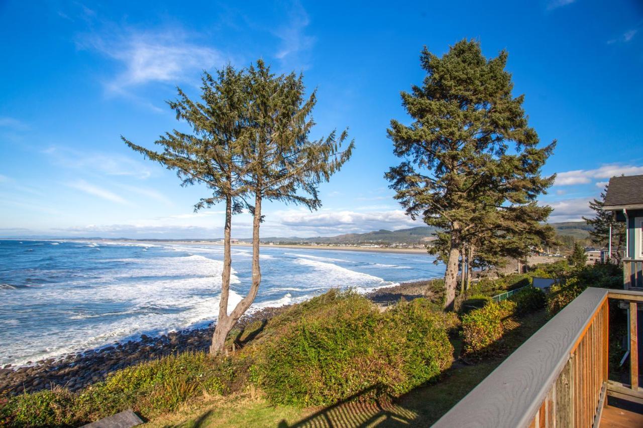 Spectacular Seaside Surf-View Home Exterior photo